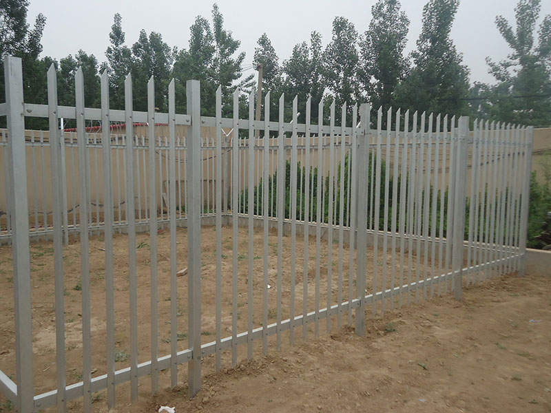 尖桩护栏