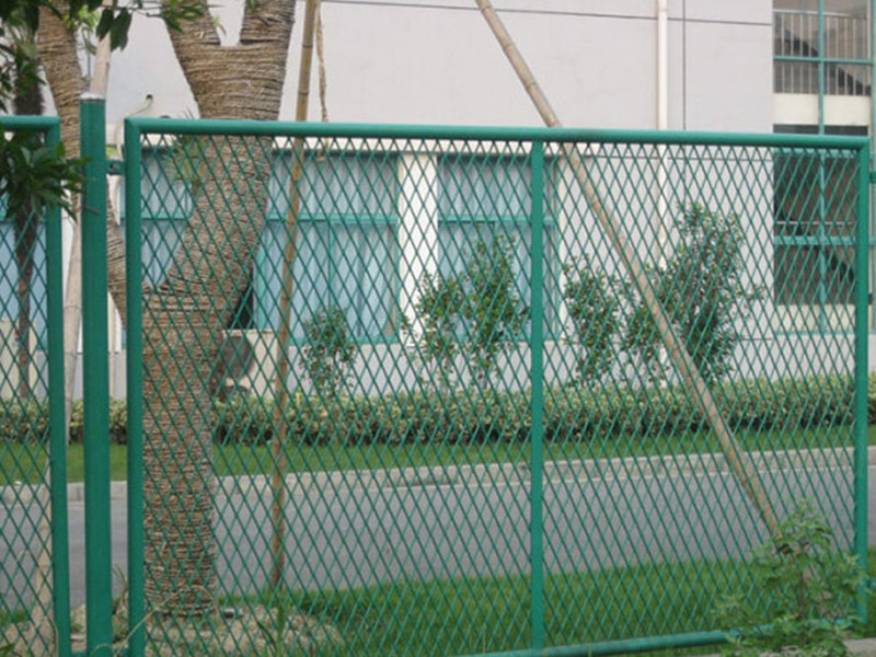 钢板栅栏